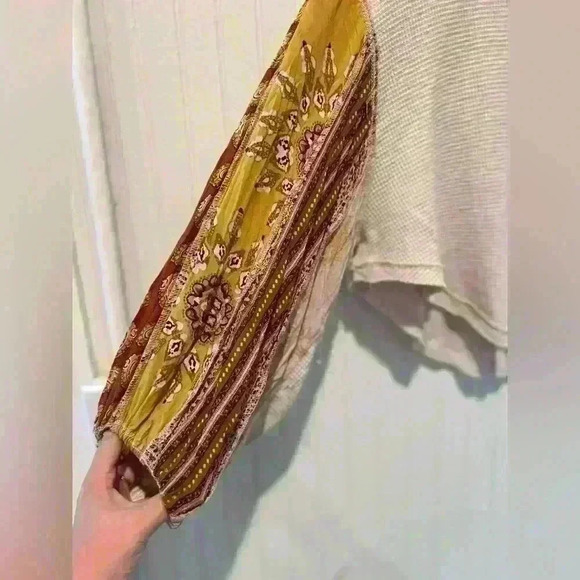 Free people boho oversized thermal long sleeve top sz. XS. Patchwork peasant - Picture 5 of 7